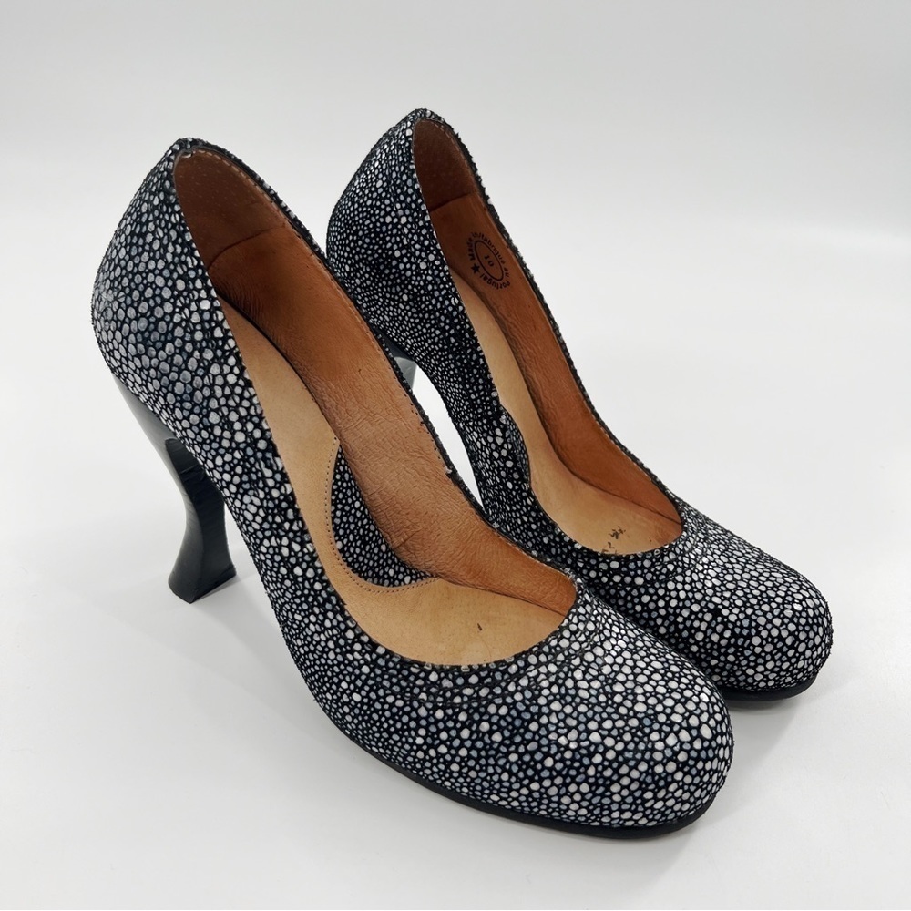 JOHN Fluevog attention PARIS heels size 10